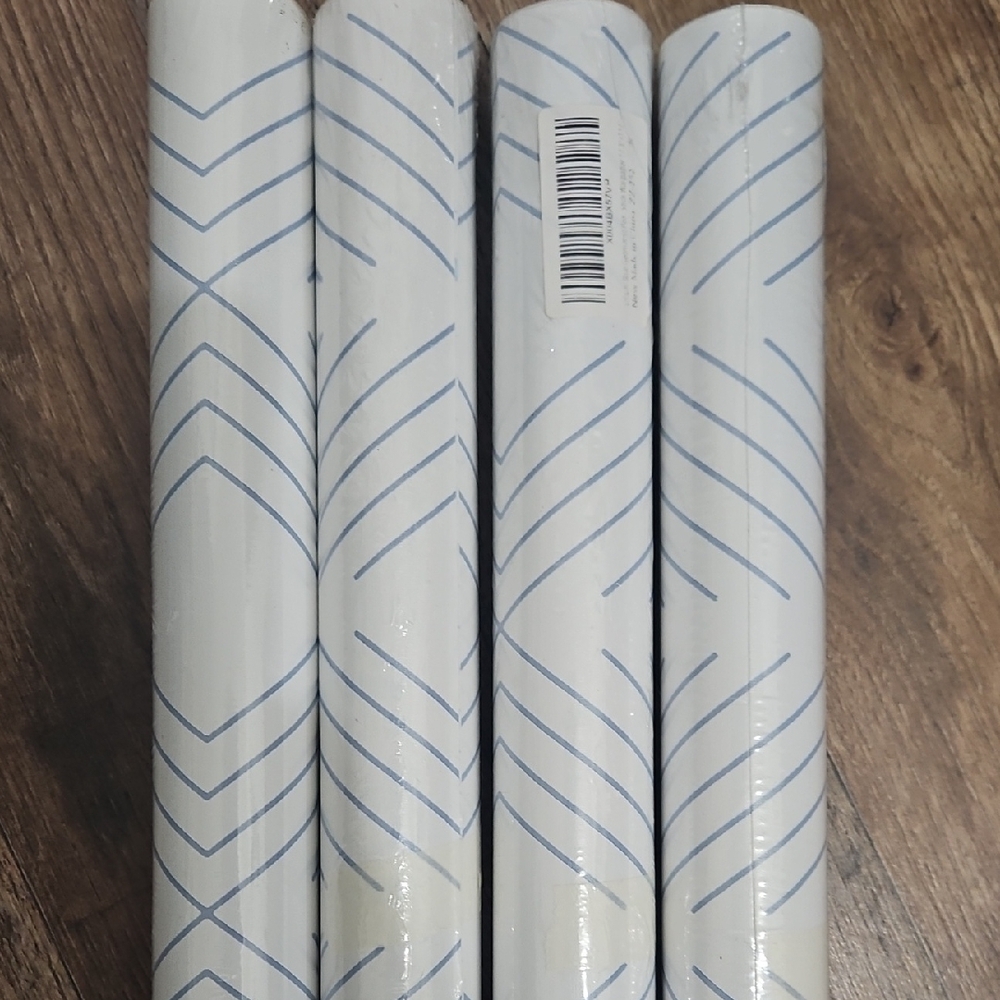 Blue Geometric Peel & Stick Wallpaper 17.3” x 117” – 4 Rolls – Removable - Picture 3 of 3